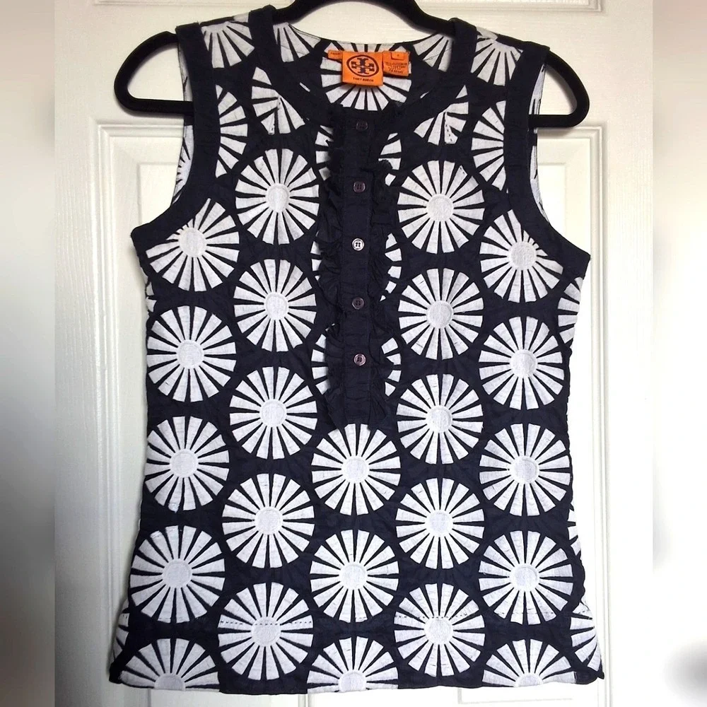 Tory Burch Embroidered Sunburst Navy Blue White Sleeveless top size 6